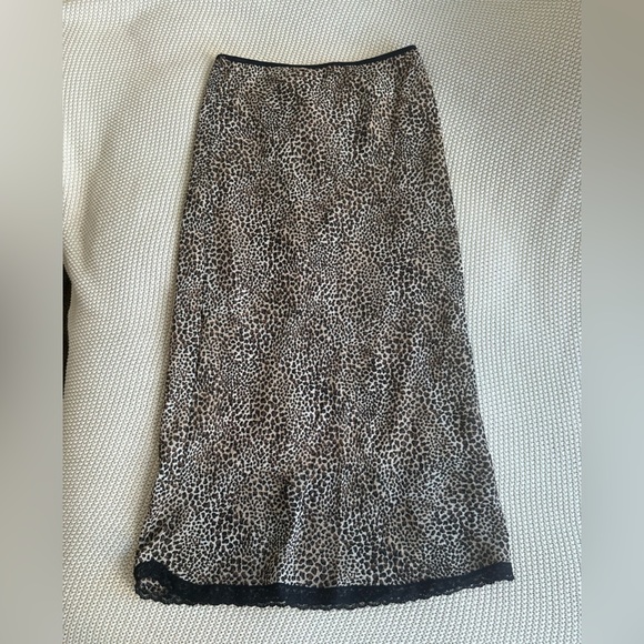 Vintage Y2K Forever 21 cheetah midi skirt - Picture 1 of 3